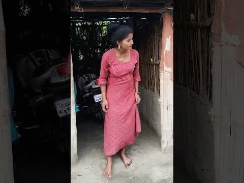 A disabled duckling helps his cat friend 🐥#duckrescue #cuteanimals #animalrescue